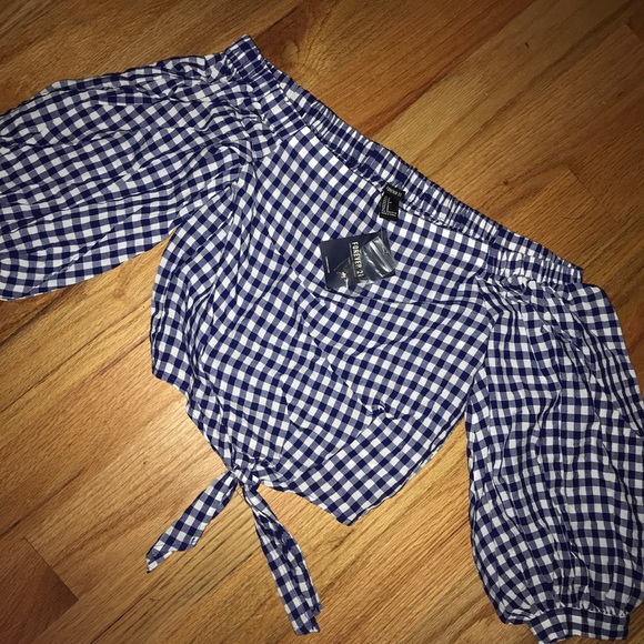 Off the shoulder top - Picture 2 of 3